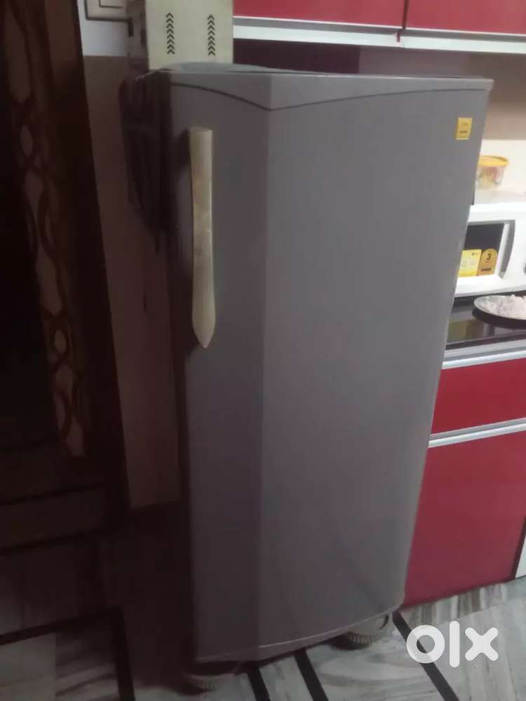 Goodrej refrigerator