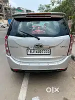 Mahindra XUV500 W8, 2015, Diesel