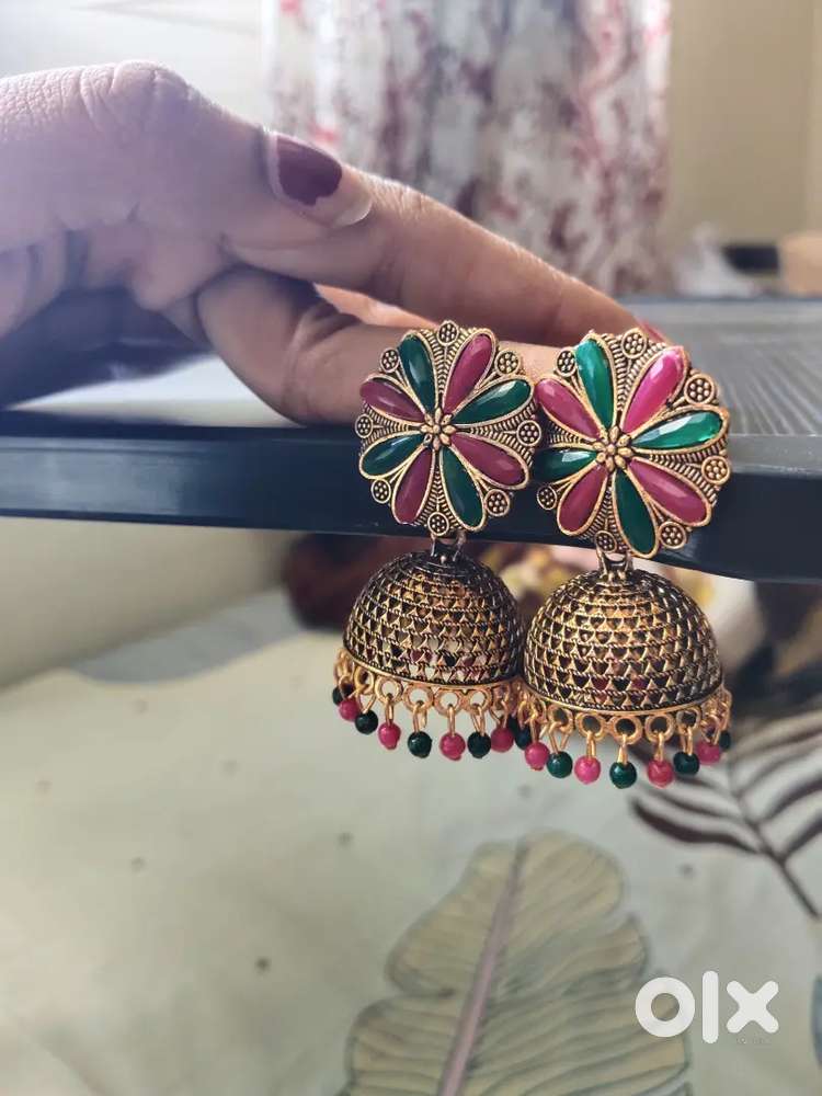 Elegant jumka