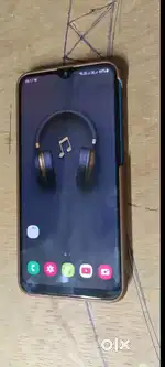 New display Samsung M21 4gb 64storeag very nice working phone
