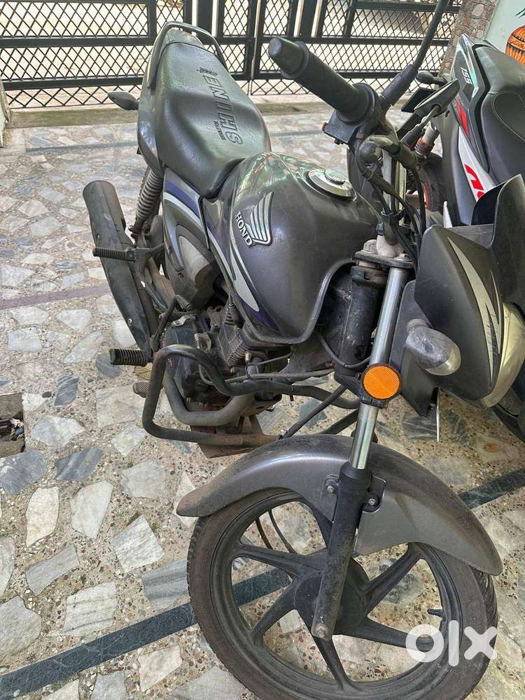 urgent selling...shifting to new place thats so...