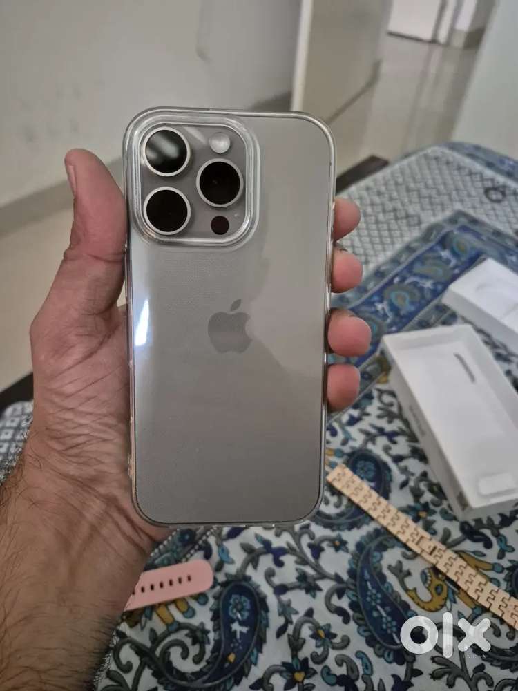 iPhone 16 natural titanium 128 just one day old