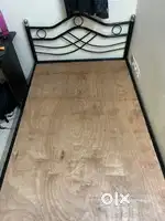 Steel wooden cot