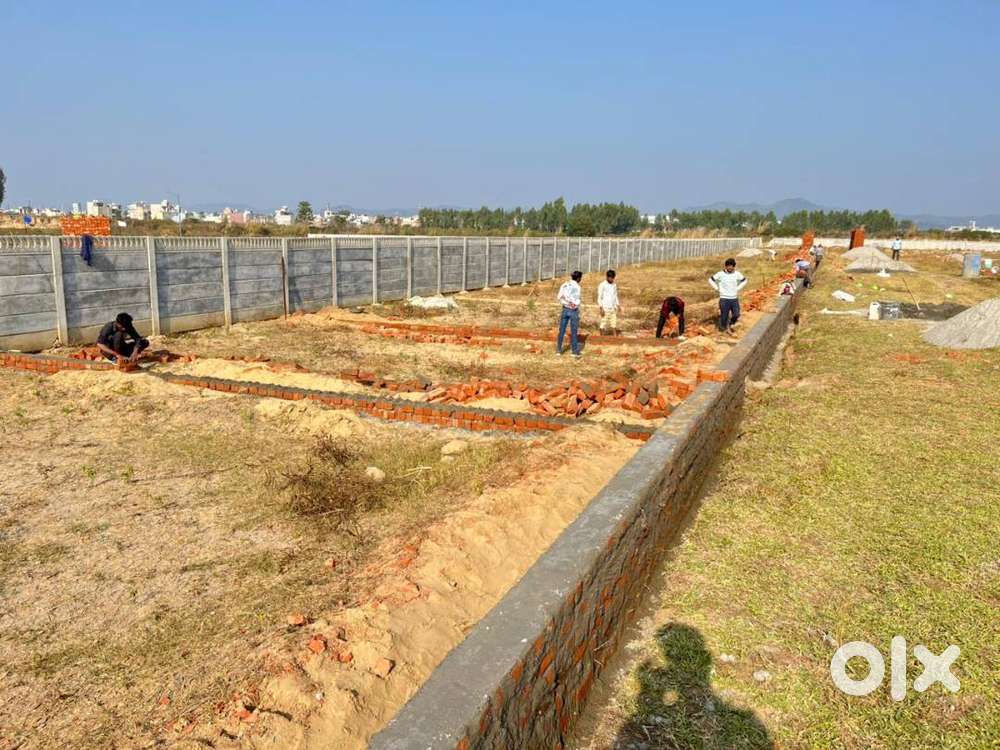 Full Flat& Table Land. Internal 40 feet road. DENSO CHOWKsidcul  HRDA