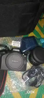 Canon R100