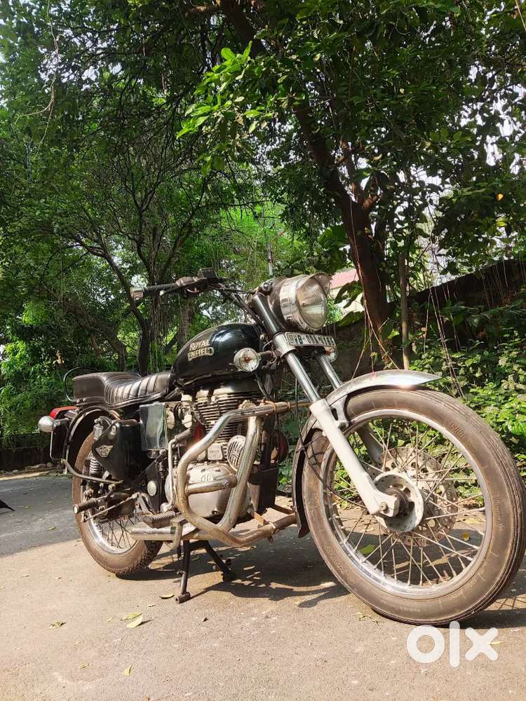 BULLET 350. 2015 MODEL. MAGIC GREEN COLOUR