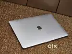 Apple Macbook Pro i7 32GB Ram 512GB Apple SSD 5.5gbGraphics 2019MFD