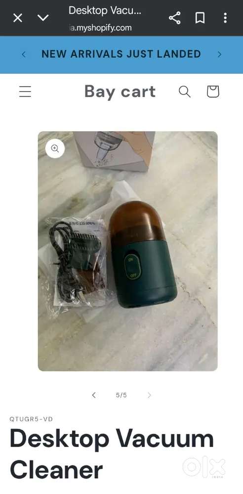 Desktop dust remover