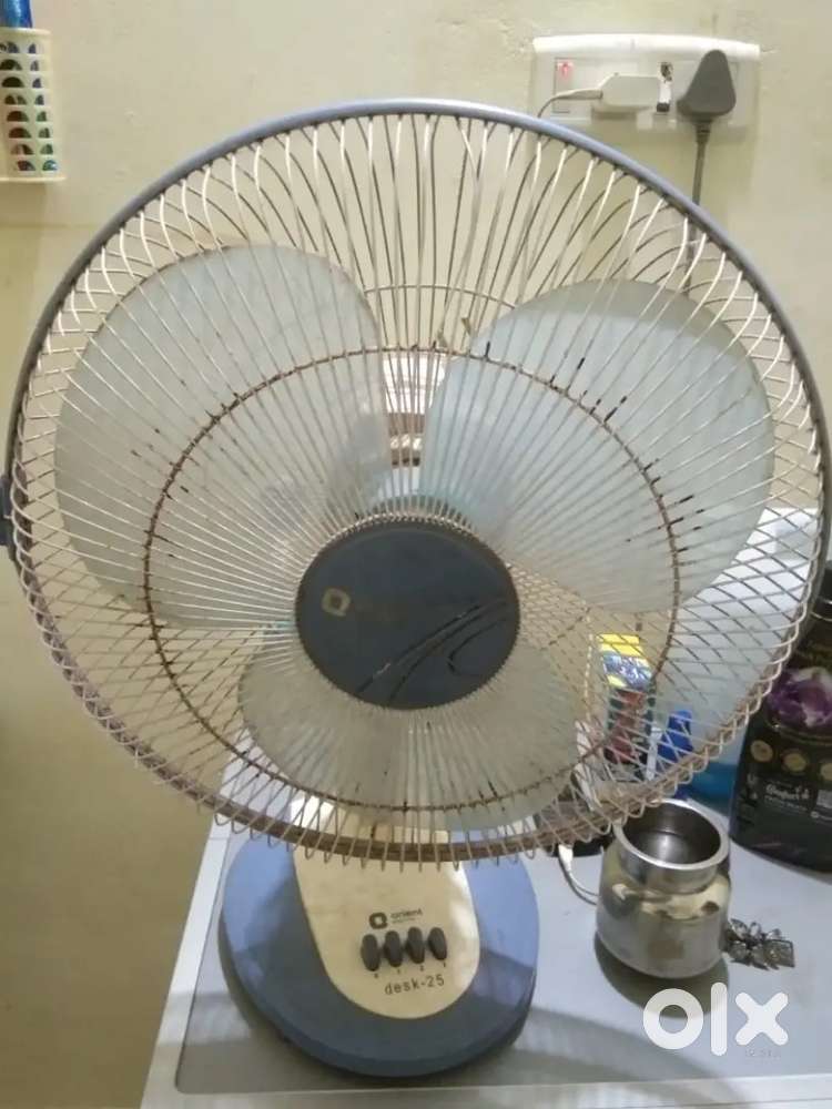 Table fan battary fan 1, current fan 1 an