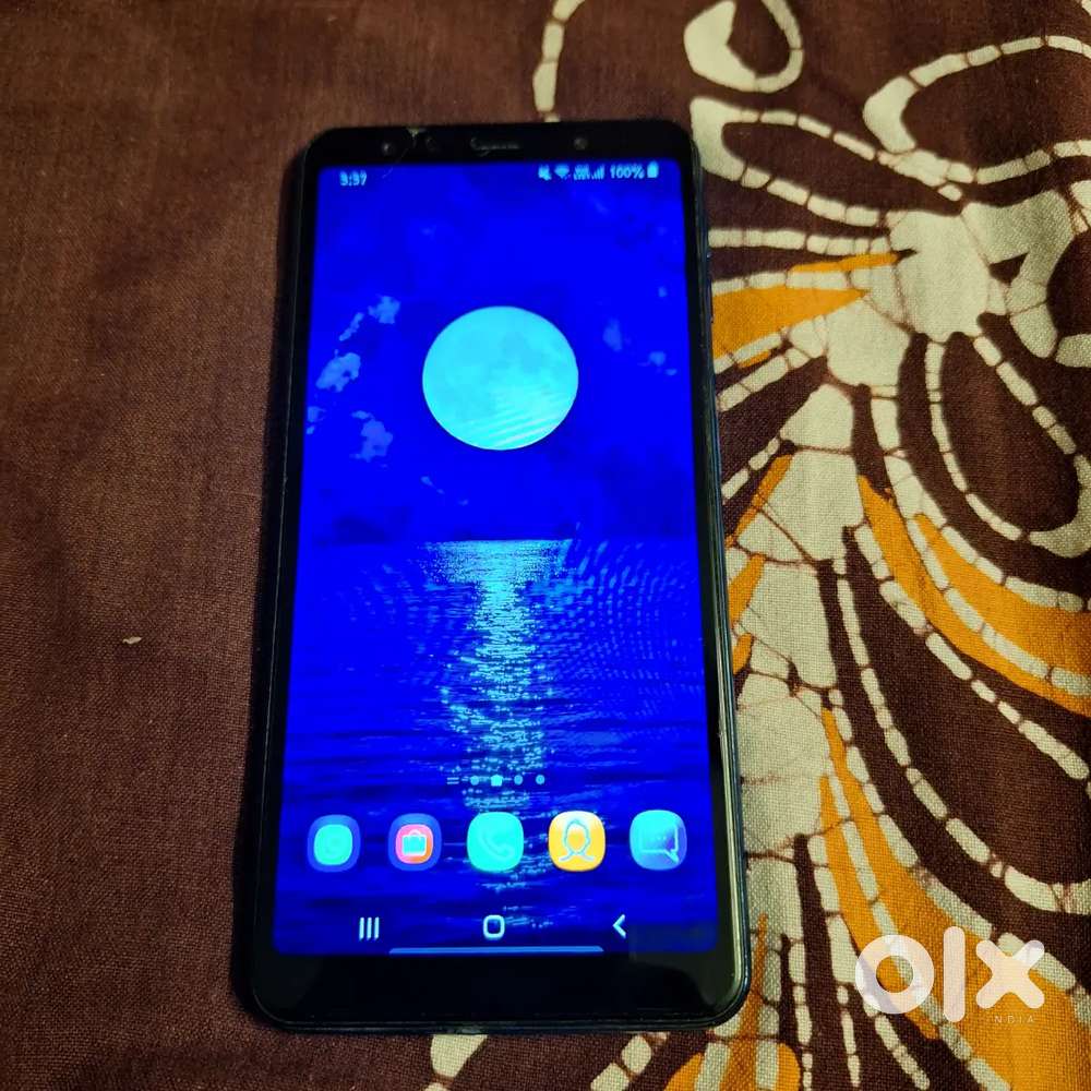 SAMSUNG GALAXY A7 (2018)