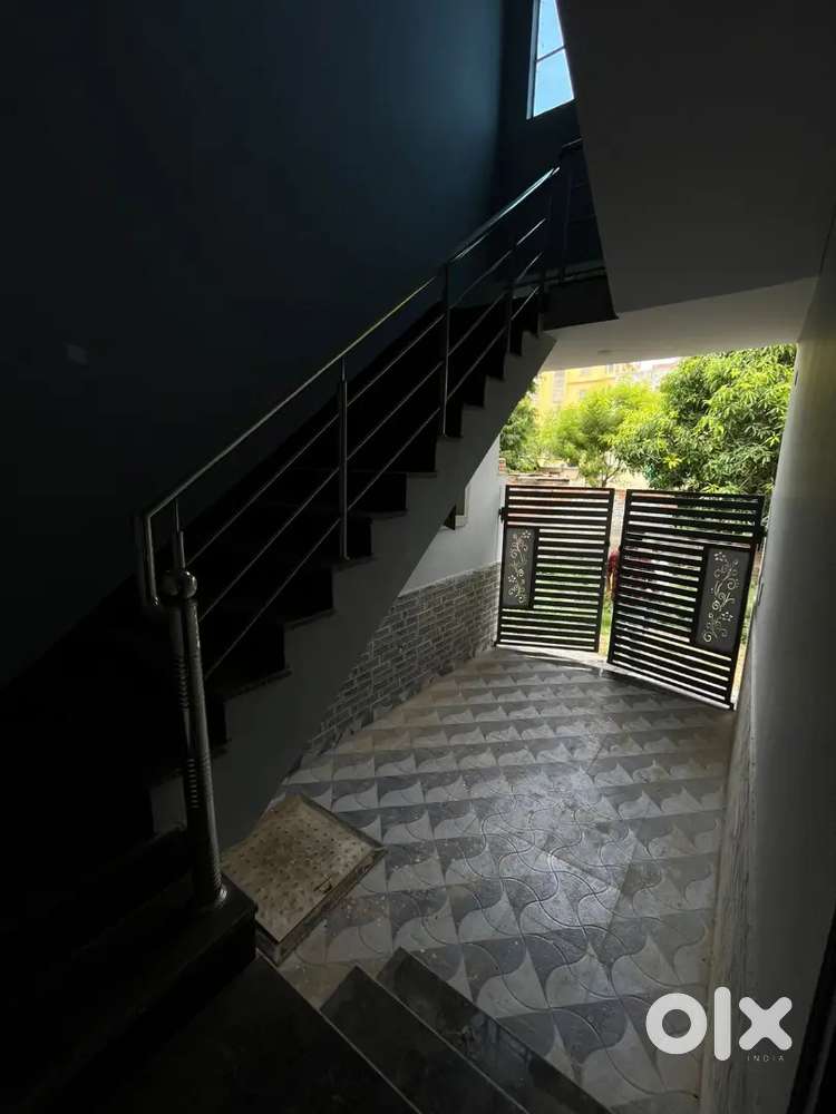 55 gaj ka 3 bhk semi duplex villa