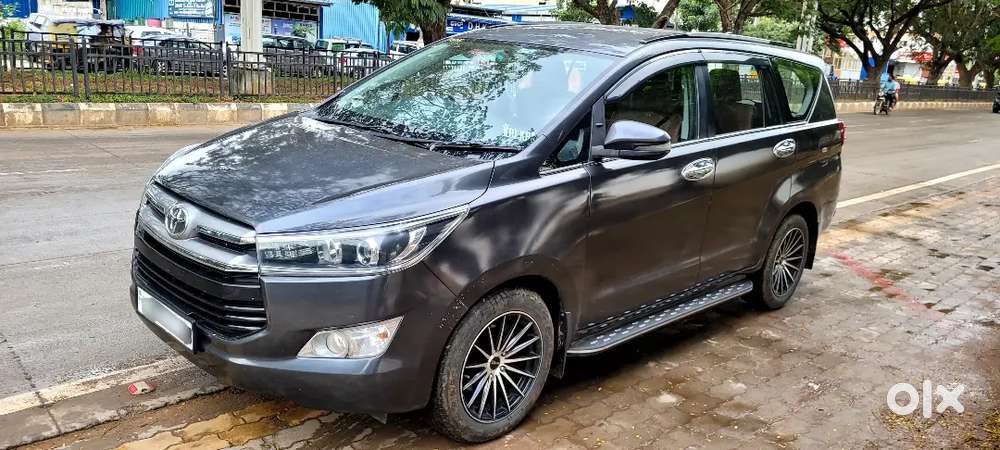 Toyota Innova Crysta 2017 Diesel 68000 Km Driven