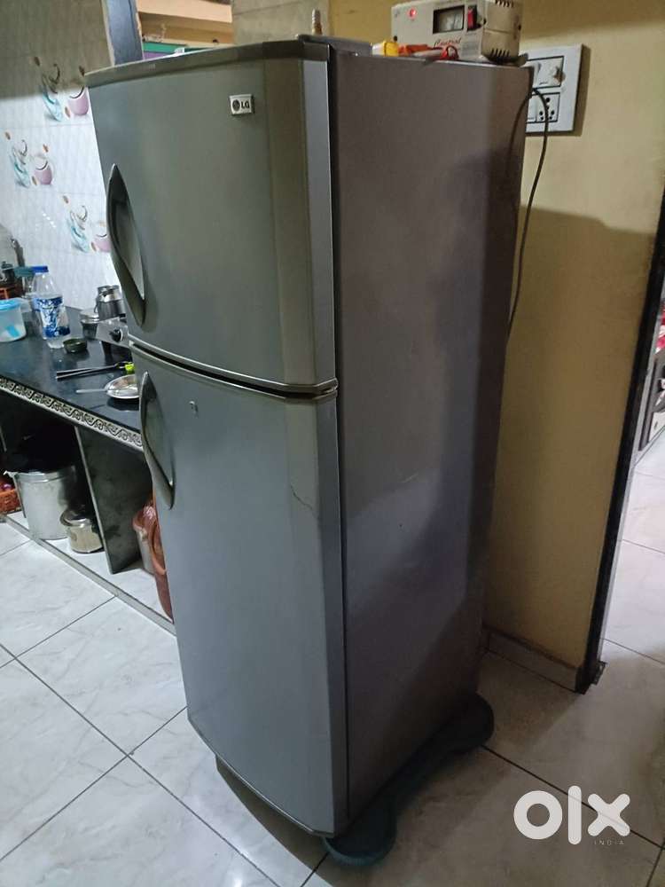 LG company fridge