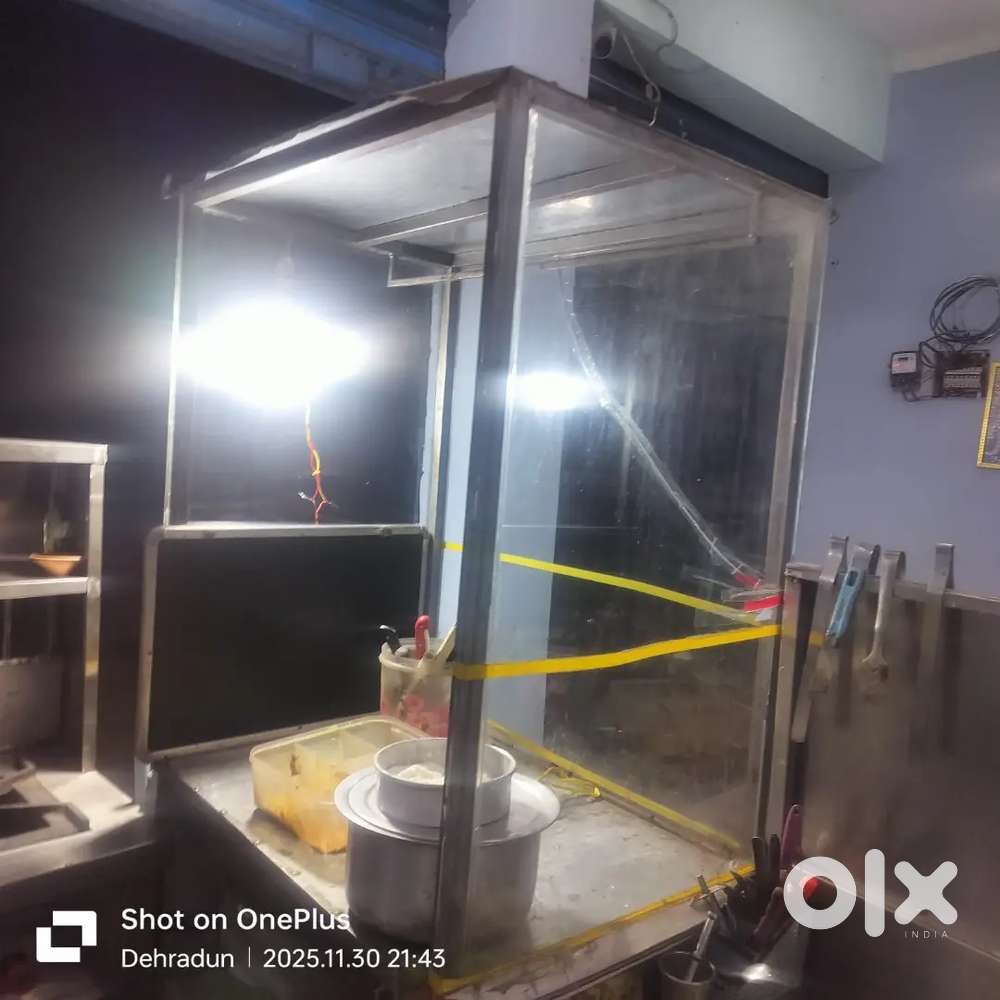 Hote ke kitchen ka saman