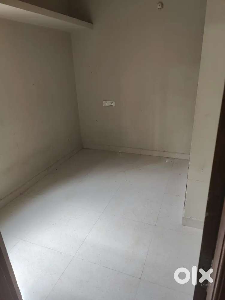 Small  BHK flat for rent GF rent 10,000