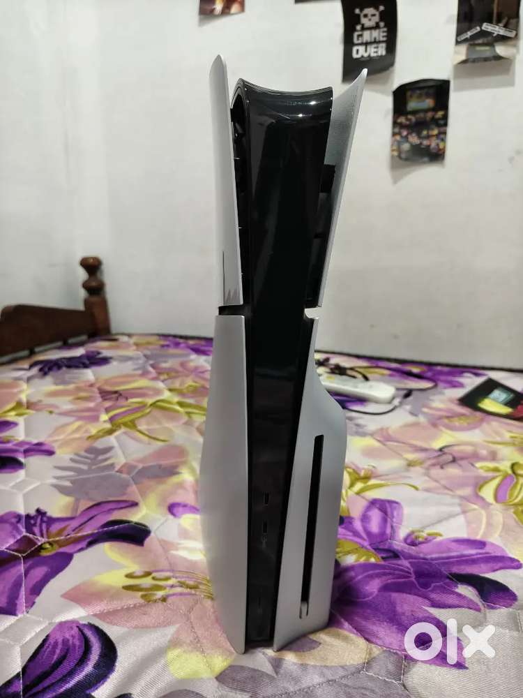 Ps5 miled used, slim edition 1tb