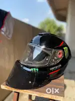 MT Hummer Helmet (L) with Free Black/Smoke Visor