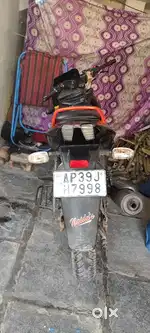 Pulsar 125 neon