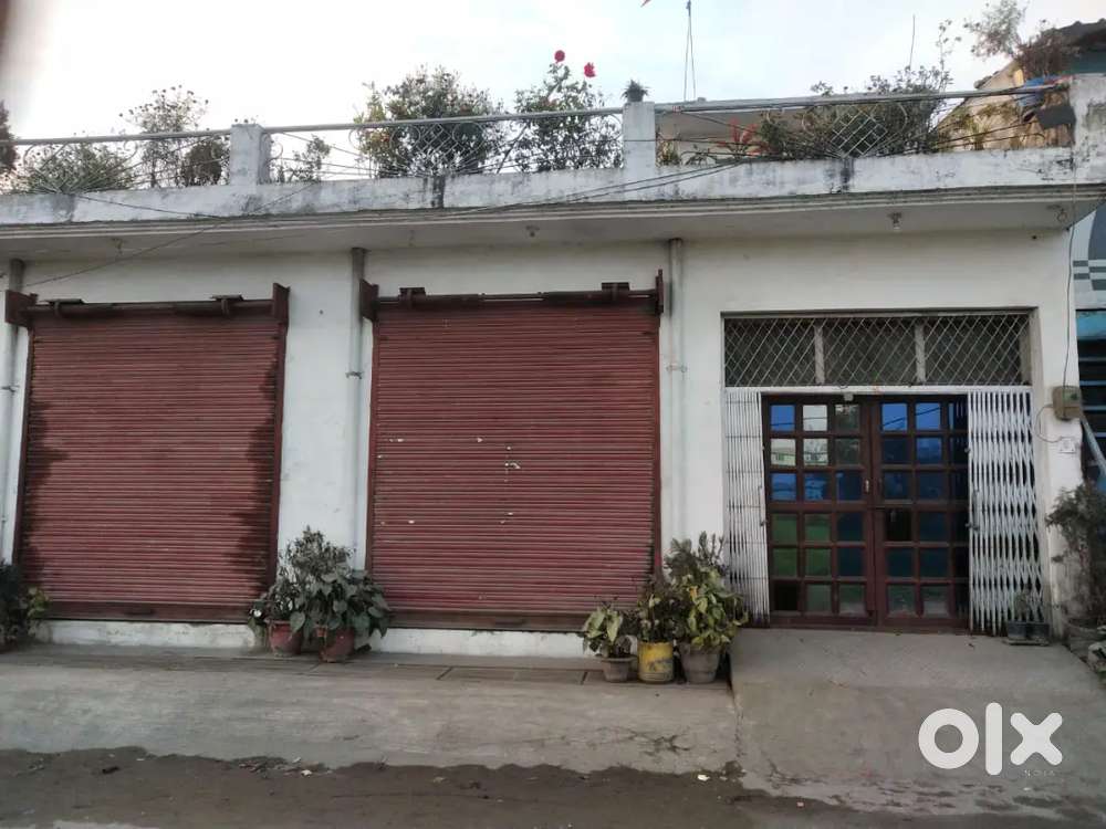 2km paschimi rajeevnagarBhk home + 2 shops attached main road near 2km