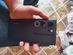 Vivo V29 Under warranty