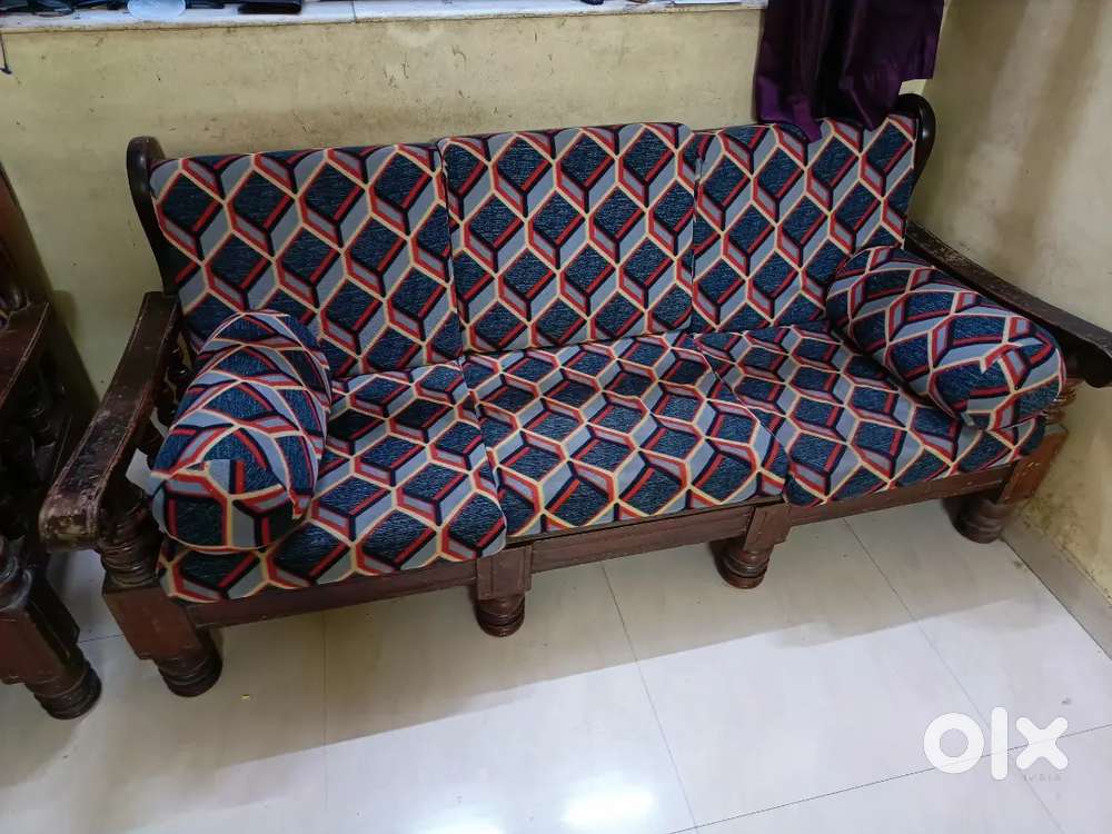 Sofa set sagwan wood  3 + 1 + 1