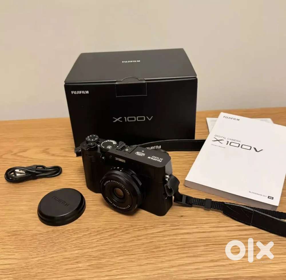 Fujifilm X100V 26.1MP Compact Camera - Black, Boxed, Very Low Use,