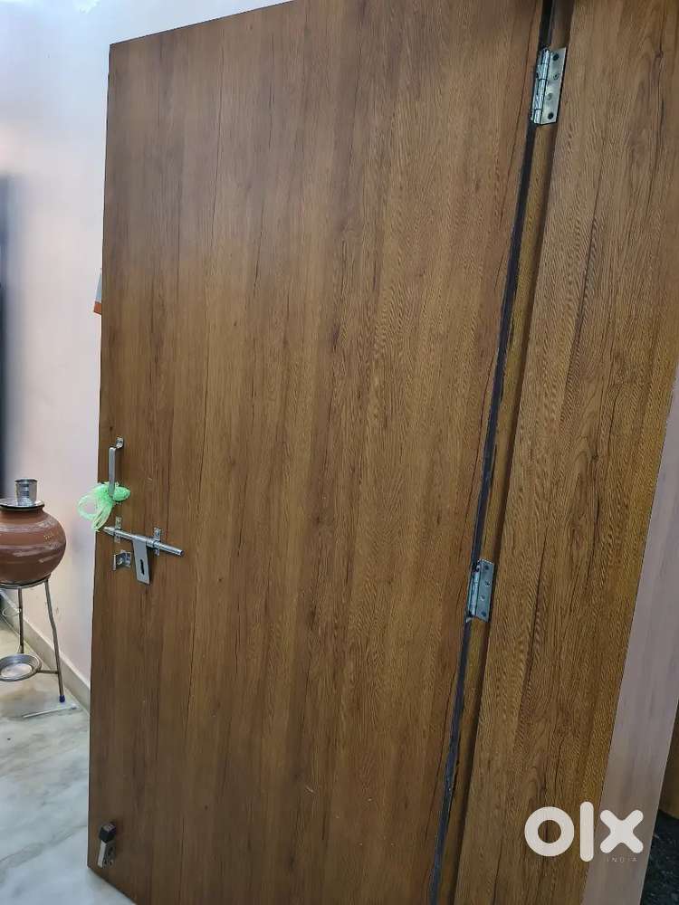 Wooden gates in fresh and new condition