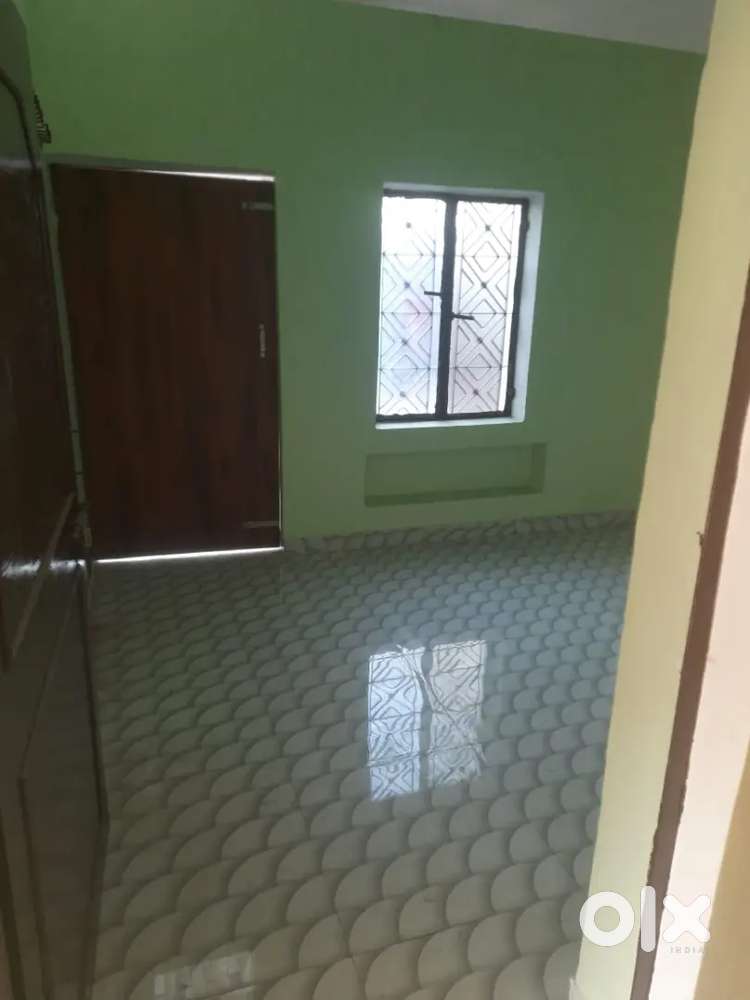 ROOM only available for BOYS  NAYAPURA STANLEY ROAD NEAR KAMLA NAGAR