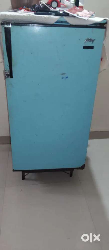 Goodrej cool gold refrigerator full working condition single door