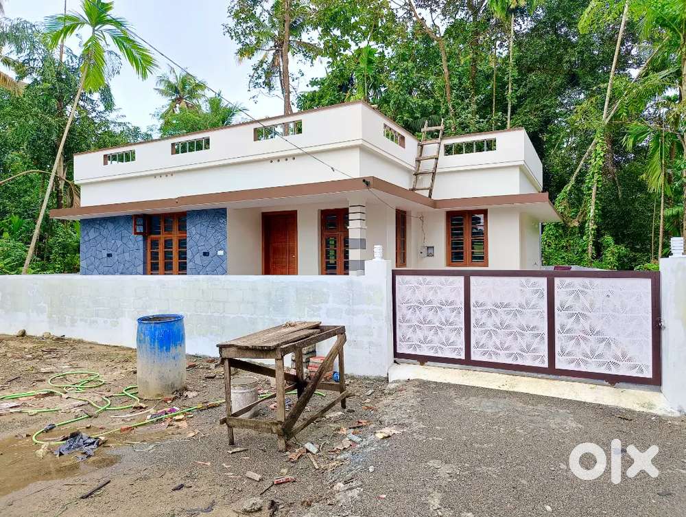 New 750sqft 2bedroom attached house for sale near Edapally Varapuzha