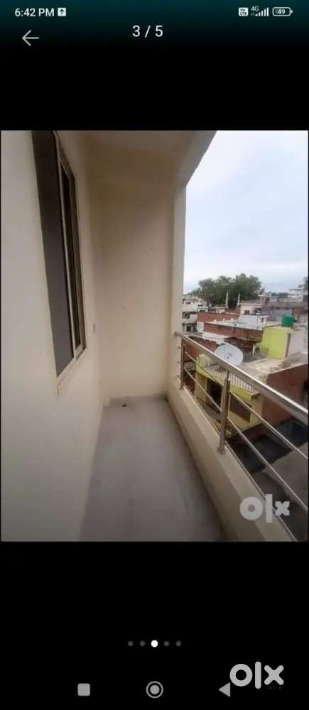 Akbari gait ke aage pulgama police chowki