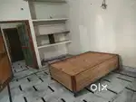 ROOM AVAILABLE FOR RENT