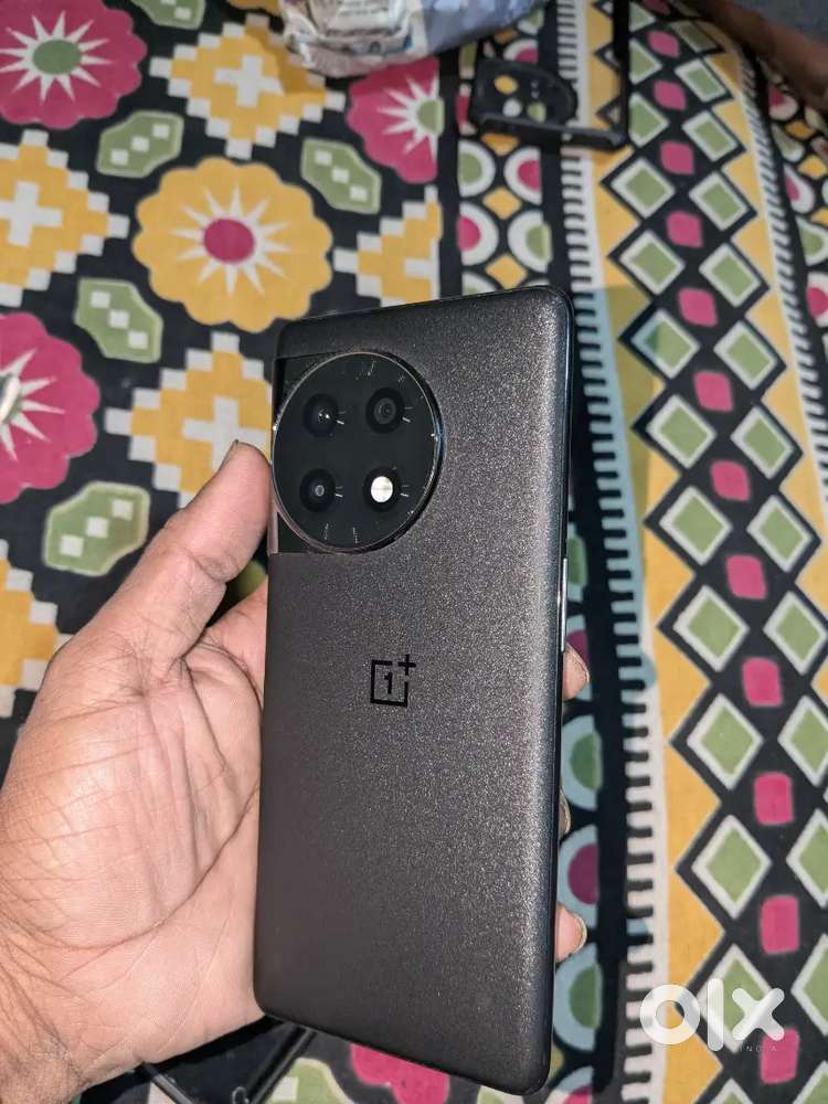 Oneplus 11r 8/128 in best condition no damege argent sell