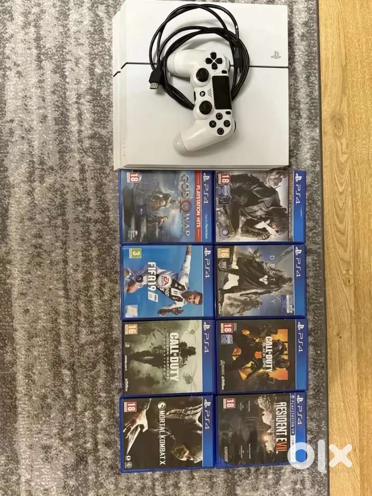 Sony PlayStation 4 PS4 Slim 500GB Console - Glacier White Bundle!