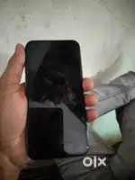 I phone 11 pro 64gb bettri health100 % he only phone he