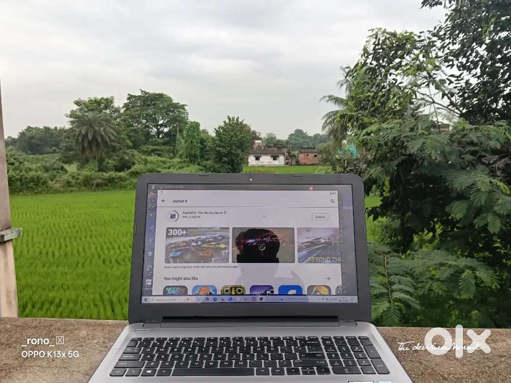 New condition hp laptop, online 14,000/-