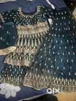 5 dresses of L size and 1 xl size dress