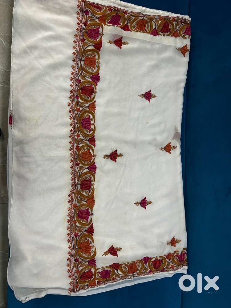 Kashmiri work saree