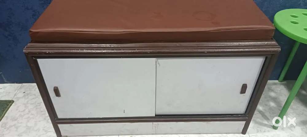 Sliding door table