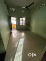 तीन रूम भाड़याने देने आहे