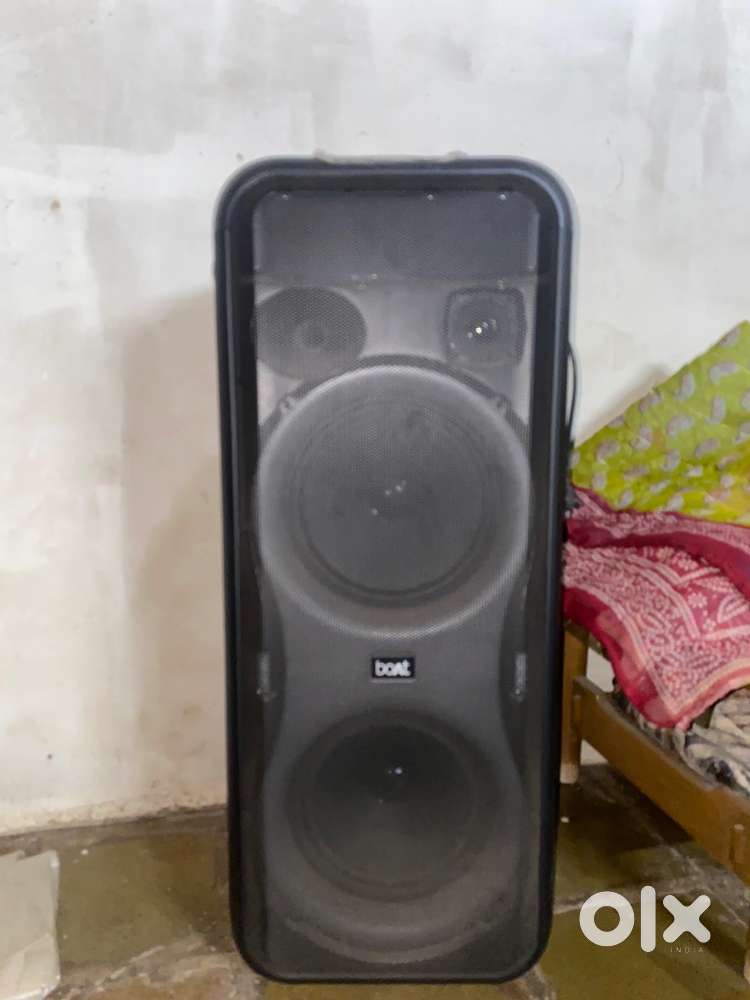 1 boAt PartyPal 600 Party Speaker, 220W