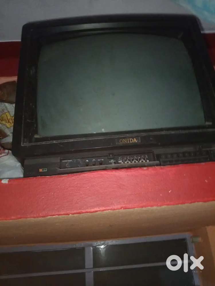 Old tv Company Onida