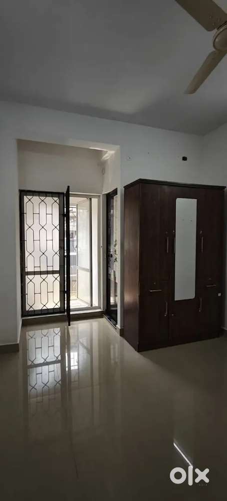 Ambady panthalil Apartment for rent