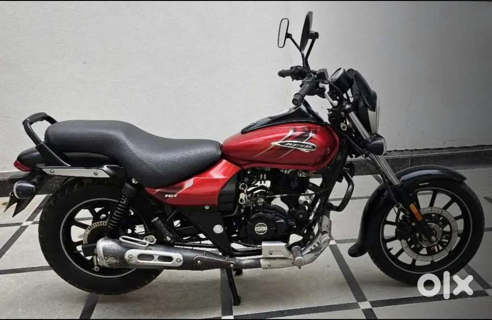 BAJAJ AVENGER 160 STREET

ABS 2022 December