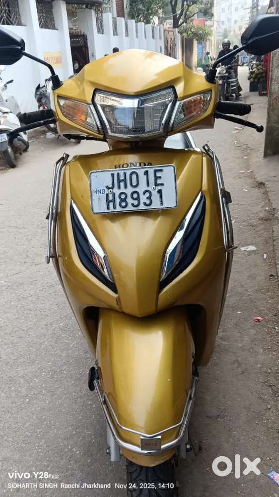 Honda Activa 6g 2021 model single handed