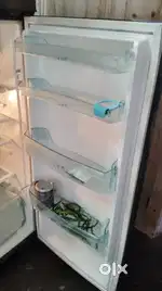 Whirlpool dual door fridge