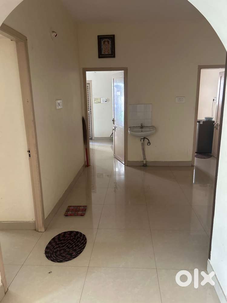 Room sharing for bachelors