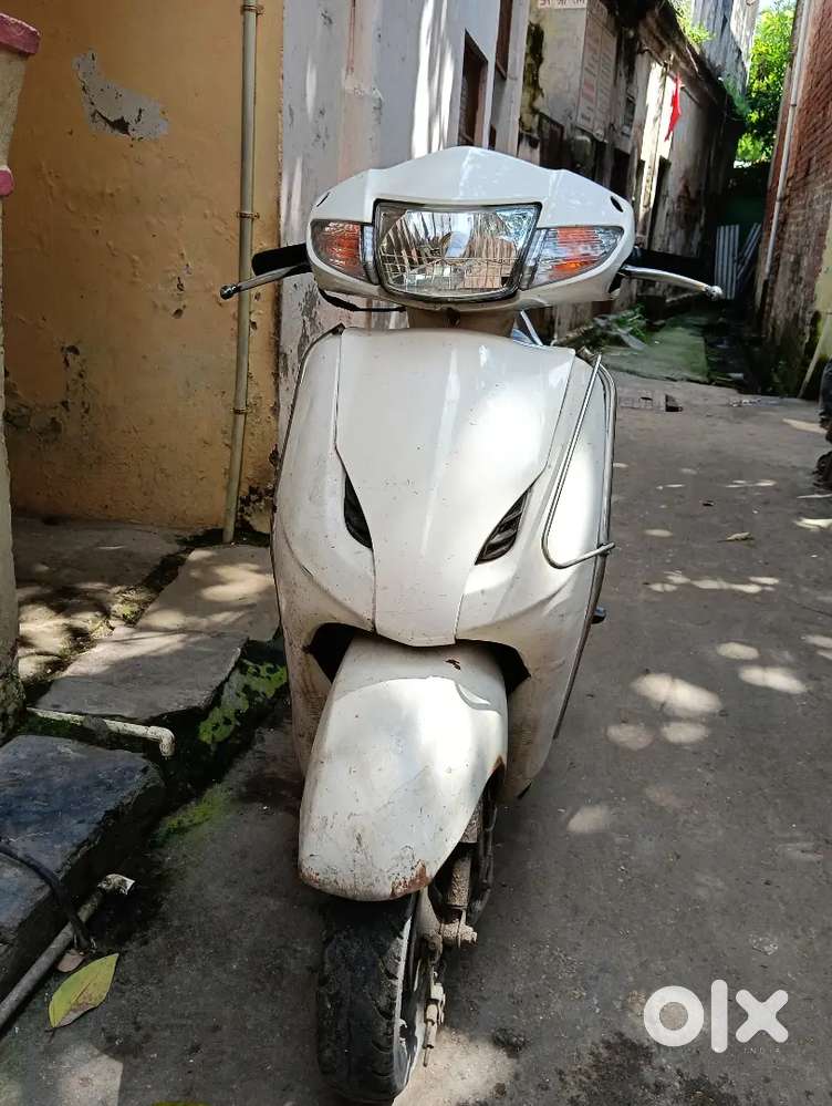 Activa 3G Good condition call me