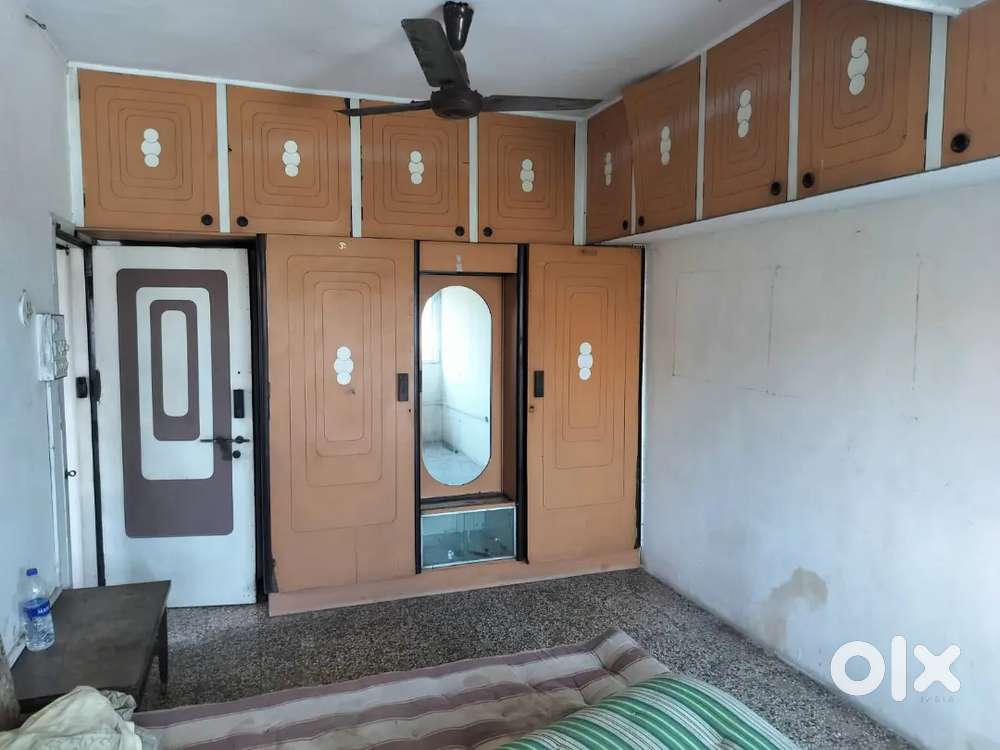 2 BHK SEMI FURNISH AT NANPURA BAHUMALI.FAMILY OR FEMALE BACHELOR ALLOW