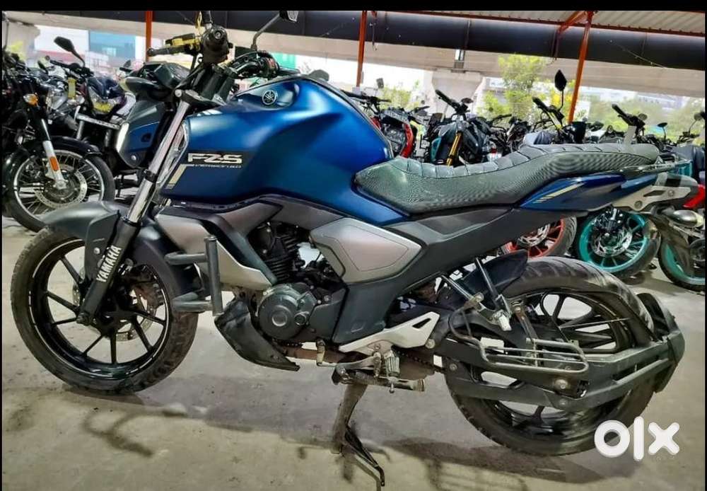 Fz s blue only 32690kms
